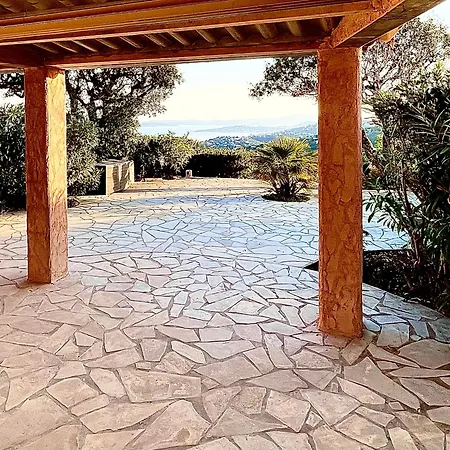 Loucasa Location * 레지상브르