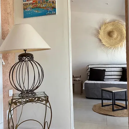 Loucasa Location * 레지상브르